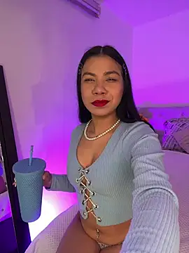 Snapshot of Little_Lexyy chatting on 06/05/26, 05:25 Little Lexyy online show from 06/05/26, 05:25