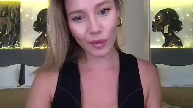 Snapshot of Stella_muse chatting on 01/12/26, 02:28 Stella muse online show from 01/12/26, 02:28