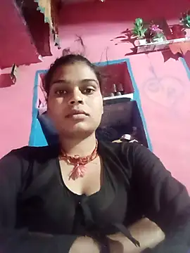 Snapshot of Ravina9696 chatting on 01/16/26, 10:14 Ravina9696 online show from 01/16/26, 10:14