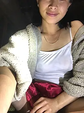 Snapshot of sun-shii chatting on 03/17/26, 10:35 sun-shii online show from 03/17/26, 10:35