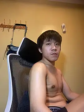 Snapshot of asian_guy67 chatting on 03/07/26, 01:41 asian guy67 online show from 03/07/26, 01:41