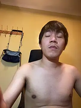 Snapshot of asian_guy67 chatting on 03/09/26, 01:15 asian guy67 online show from 03/09/26, 01:15