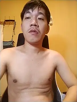 Snapshot of asian_guy67 chatting on 04/09/26, 09:53 asian guy67 online show from 04/09/26, 09:53