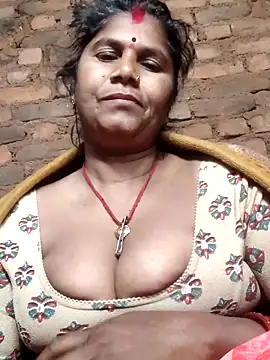 Snapshot of Hot_di97 chatting on 03/12/26, 10:27 Hot di97 online show from 03/12/26, 10:27