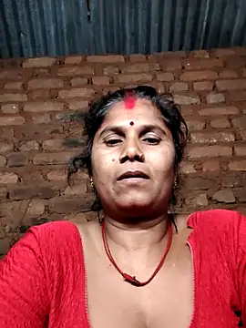Snapshot of Hot_di97 chatting on 04/01/26, 04:04 Hot di97 online show from 04/01/26, 04:04