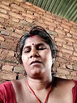 Snapshot of Hot_di97 chatting on 04/25/26, 02:03 Hot di97 online show from 04/25/26, 02:03