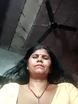 Snapshot of Hot_di97 chatting on 05/23/26, 11:14 Hot di97 online show from 05/23/26, 11:14