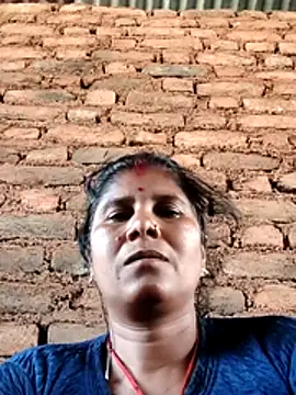 Snapshot of Hot_di97 chatting on 06/04/26, 02:39 Hot di97 online show from 06/04/26, 02:39