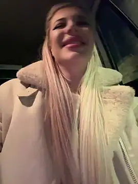 Snapshot of AlyssaFoxx_ chatting on 03/15/26, 07:31 AlyssaFoxx online show from 03/15/26, 07:31