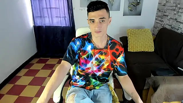 Snapshot of felipe_colinss chatting on 06/07/26, 12:31 felipe colinss online show from 06/07/26, 12:31