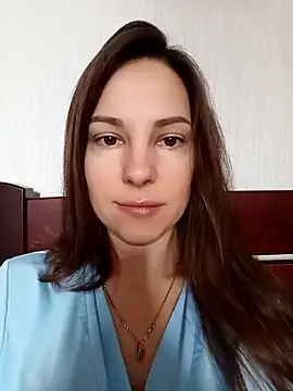 Snapshot of She-Moon chatting on 02/08/26, 08:07 She-Moon online show from 02/08/26, 08:07