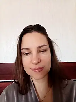 Snapshot of She-Moon chatting on 04/05/26, 06:54 She-Moon online show from 04/05/26, 06:54