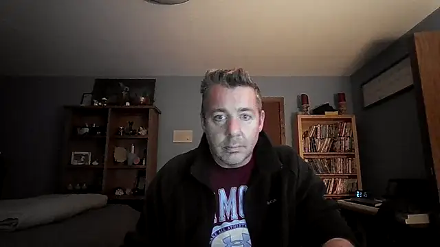 Snapshot of chrisw8140 chatting on 01/12/26, 12:05 chrisw8140 online show from 01/12/26, 12:05