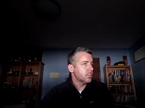 Snapshot of chrisw8140 chatting on 02/12/26, 08:26 chrisw8140 online show from 02/12/26, 08:26