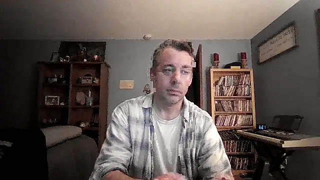 Snapshot of chrisw8140 chatting on 02/25/26, 12:20 chrisw8140 online show from 02/25/26, 12:20