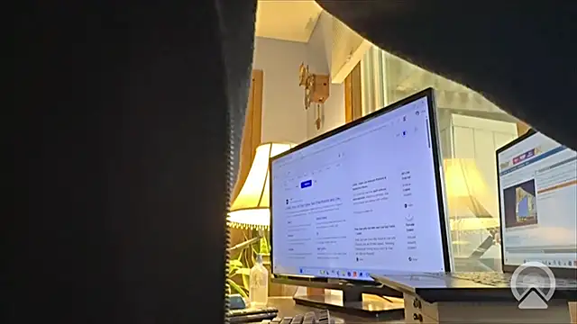 Snapshot of chrisw8140 chatting on 04/11/26, 07:07 chrisw8140 online show from 04/11/26, 07:07