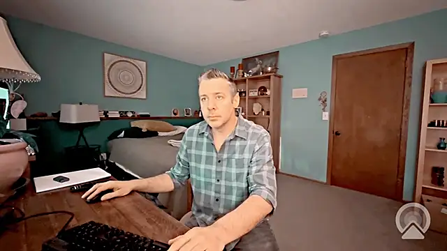 chrisw8140 online show from 06/23/26, 02:04
