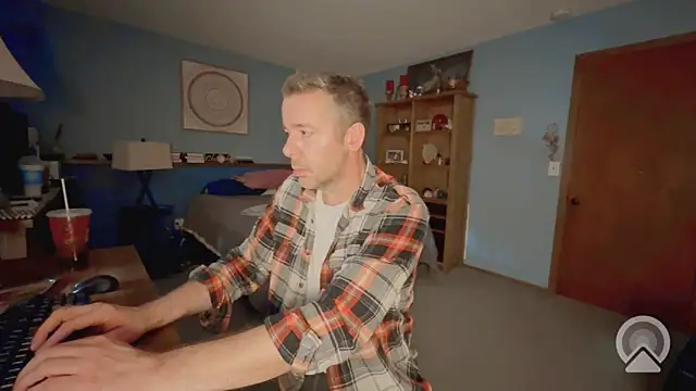 chrisw8140 online show from 06/27/26, 12:48