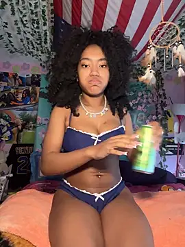 Snapshot of lifeoftt_19xx chatting on 03/19/26, 04:44 lifeoftt 19xx online show from 03/19/26, 04:44