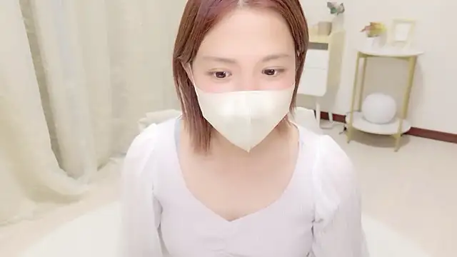 Snapshot of UMIumi- chatting on 04/30/26, 09:48 UMIumi- online show from 04/30/26, 09:48