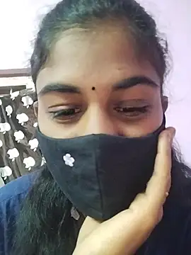 Snapshot of Tamil_Hot_RoyalQueen chatting on 02/01/26, 03:21 Tamil Hot RoyalQueen online show from 02/01/26, 03:21