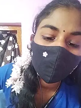 Snapshot of Tamil_Hot_RoyalQueen chatting on 02/02/26, 04:49 Tamil Hot RoyalQueen online show from 02/02/26, 04:49