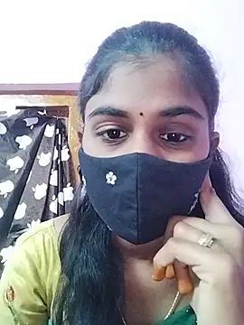 Snapshot of Tamil_Hot_RoyalQueen chatting on 02/09/26, 03:49 Tamil Hot RoyalQueen online show from 02/09/26, 03:49