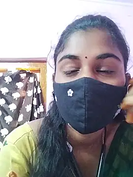 Snapshot of Tamil_Hot_RoyalQueen chatting on 02/10/26, 04:16 Tamil Hot RoyalQueen online show from 02/10/26, 04:16