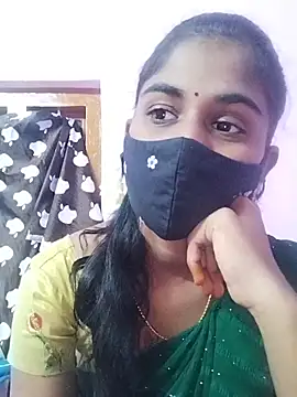 Snapshot of Tamil_Hot_RoyalQueen chatting on 02/14/26, 04:48 Tamil Hot RoyalQueen online show from 02/14/26, 04:48