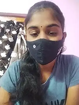 Snapshot of Tamil_Hot_RoyalQueen chatting on 02/18/26, 04:36 Tamil Hot RoyalQueen online show from 02/18/26, 04:36