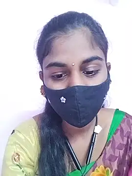 Snapshot of Tamil_Hot_RoyalQueen chatting on 02/28/26, 04:41 Tamil Hot RoyalQueen online show from 02/28/26, 04:41