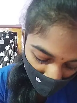 Snapshot of Tamil_Hot_RoyalQueen chatting on 03/04/26, 01:11 Tamil Hot RoyalQueen online show from 03/04/26, 01:11