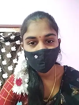 Snapshot of Tamil_Hot_RoyalQueen chatting on 03/11/26, 04:57 Tamil Hot RoyalQueen online show from 03/11/26, 04:57