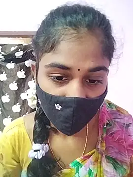 Snapshot of Tamil_Hot_RoyalQueen chatting on 03/20/26, 05:18 Tamil Hot RoyalQueen online show from 03/20/26, 05:18
