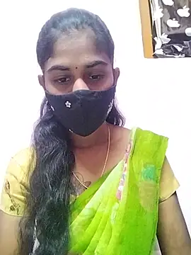 Snapshot of Tamil_Hot_RoyalQueen chatting on 03/26/26, 04:01 Tamil Hot RoyalQueen online show from 03/26/26, 04:01