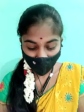 Snapshot of Tamil_Hot_RoyalQueen chatting on 05/04/26, 03:41 Tamil Hot RoyalQueen online show from 05/04/26, 03:41