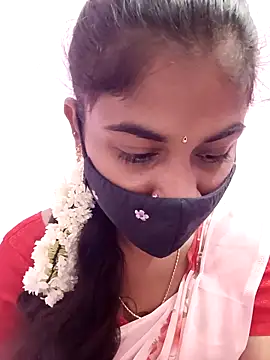 Snapshot of Tamil_Hot_RoyalQueen chatting on 05/07/26, 12:27 Tamil Hot RoyalQueen online show from 05/07/26, 12:27
