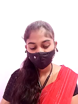Snapshot of Tamil_Hot_RoyalQueen chatting on 05/15/26, 10:33 Tamil Hot RoyalQueen online show from 05/15/26, 10:33