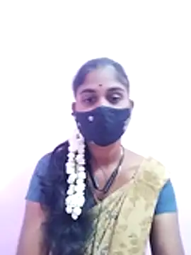 Snapshot of Tamil_Hot_RoyalQueen chatting on 05/24/26, 01:49 Tamil Hot RoyalQueen online show from 05/24/26, 01:49