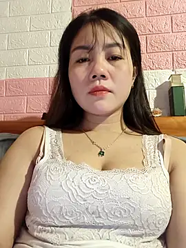 Snapshot of Ngocmai_lazdy chatting on 03/12/26, 01:06 Ngocmai lazdy online show from 03/12/26, 01:06