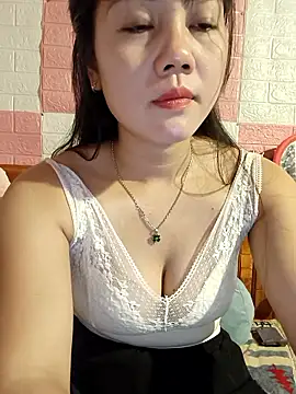 Snapshot of Ngocmai_lazdy chatting on 04/03/26, 01:36 Ngocmai lazdy online show from 04/03/26, 01:36