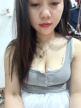 Snapshot of Ngocmai_lazdy chatting on 04/26/26, 04:37 Ngocmai lazdy online show from 04/26/26, 04:37
