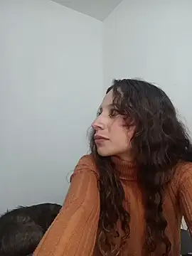 Snapshot of AlexxaAndRileyy chatting on 04/05/26, 06:27 AlexxaAndRileyy online show from 04/05/26, 06:27