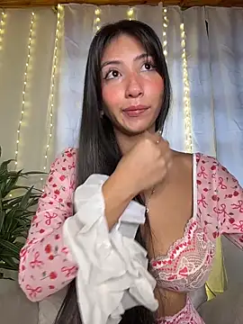 Snapshot of Mavi_roouse chatting on 02/21/26, 11:55 Mavi roouse online show from 02/21/26, 11:55