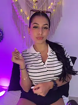 Snapshot of Mia_arabs chatting on 07/26/26, 10:16 Mia arabs online show from 07/26/26, 10:16
