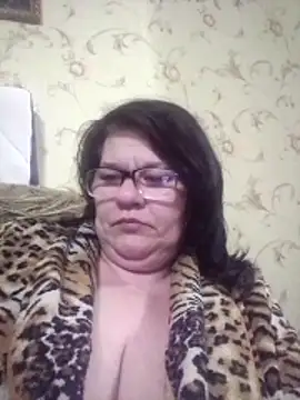 Snapshot of NysiOlsen chatting on 04/13/26, 05:29 NysiOlsen online show from 04/13/26, 05:29