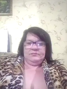 Snapshot of NysiOlsen chatting on 05/05/26, 06:38 NysiOlsen online show from 05/05/26, 06:38