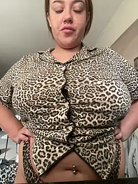 Princess-ivyxoxo online show from 06/23/26, 08:01