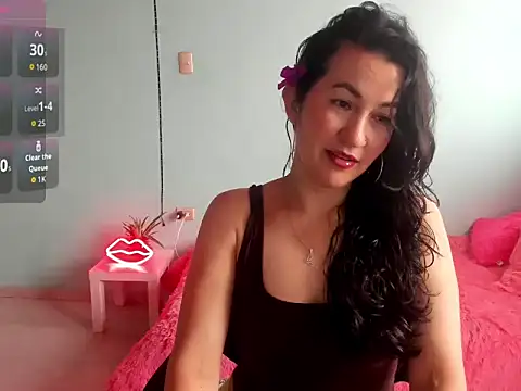 Snapshot of talia_mystic chatting on 05/28/26, 01:19 talia mystic online show from 05/28/26, 01:19