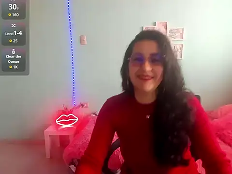Snapshot of talia_mystic chatting on 06/12/26, 01:32 talia mystic online show from 06/12/26, 01:32